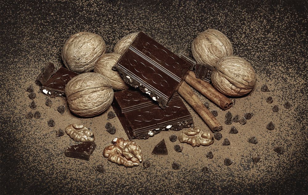 Шоколад и орехи