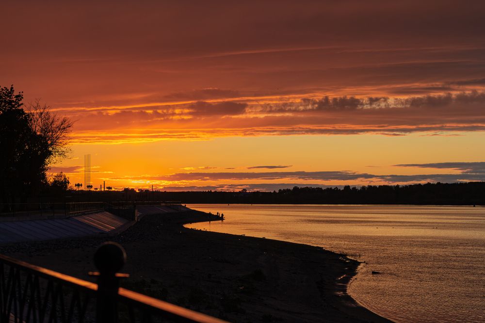 Photograph by Anton Hantov