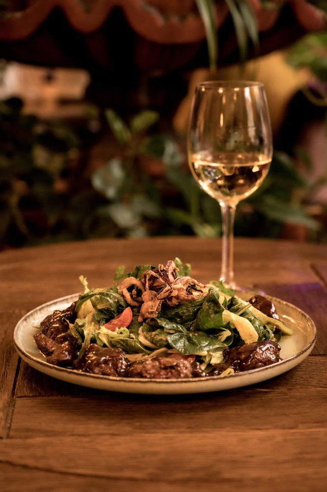 Фотография автора Юлия Хрумалова