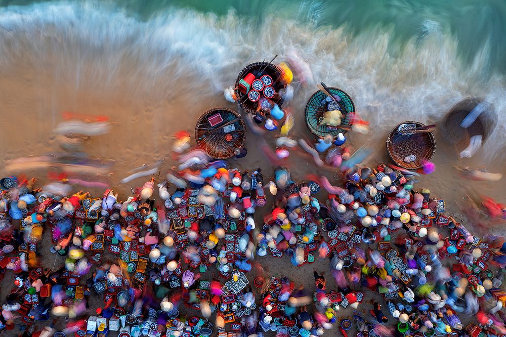 Colors of the fish market