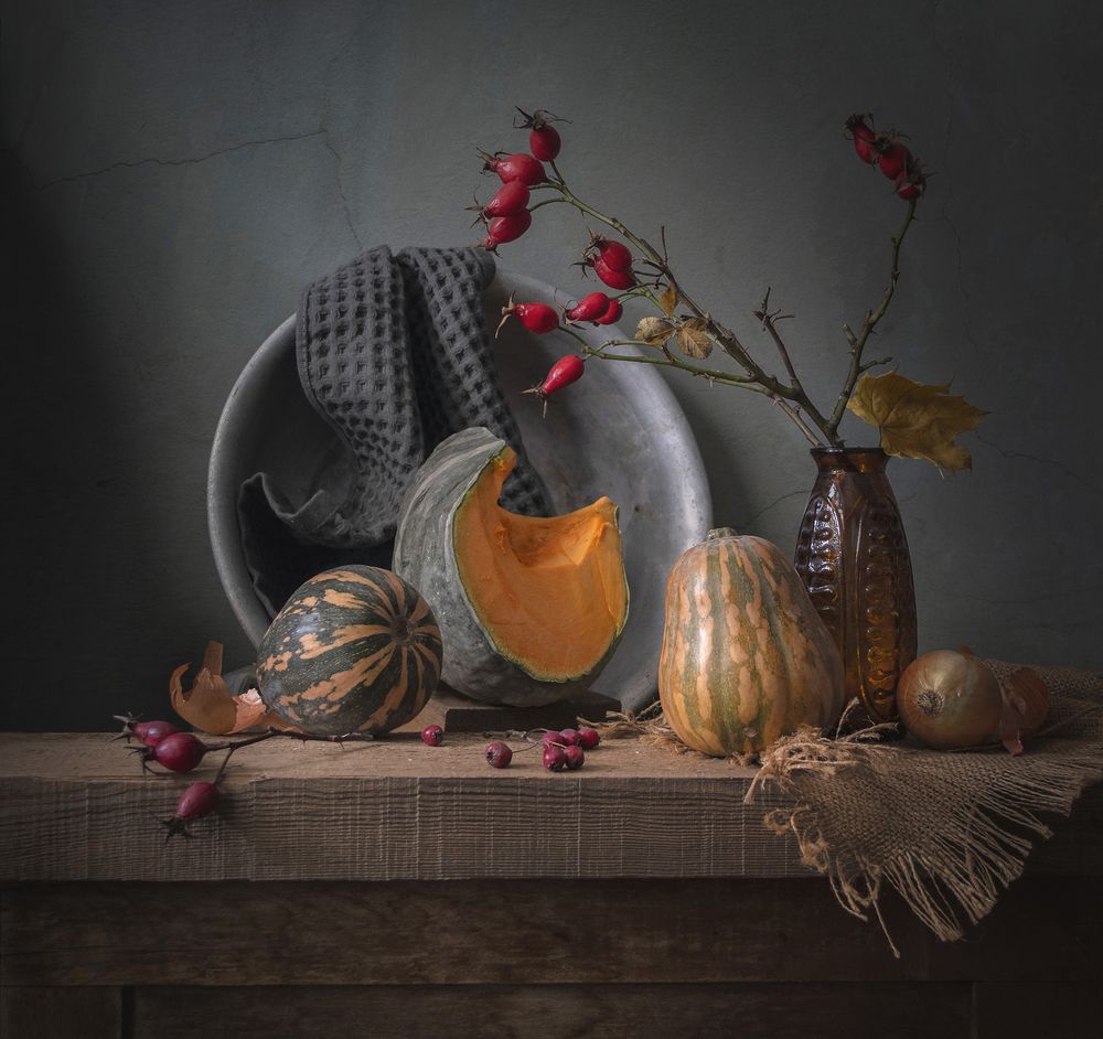 Тыковки и шиповник