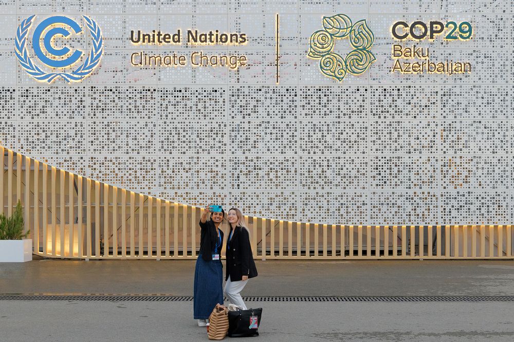 Photograph by  Санан