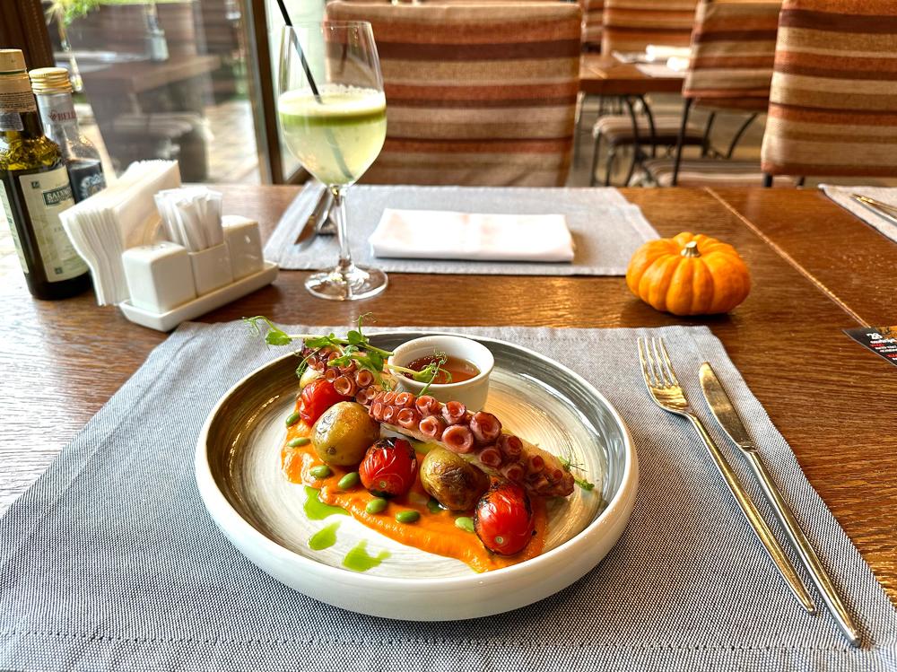 Photograph by Svetlana Rashidova