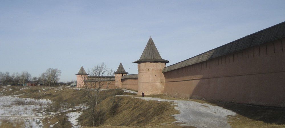 "Уголки России"
