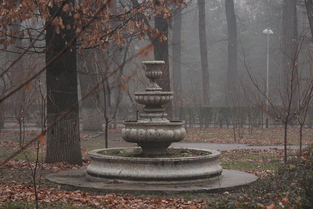 Заброшенный фонтан