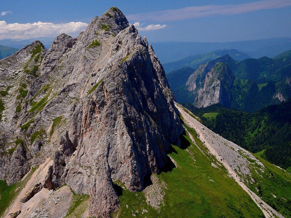 Взмывая ввысь