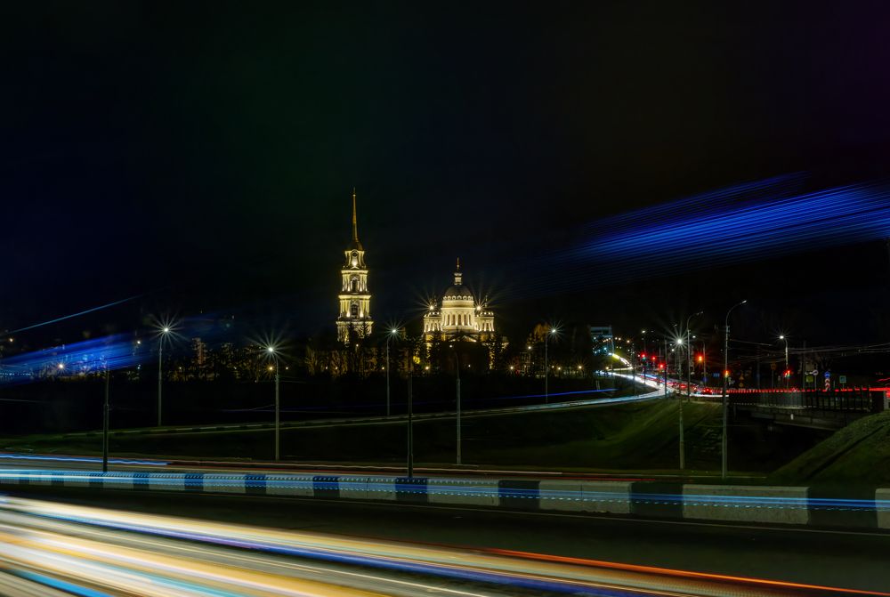 Photograph by Anton Hantov