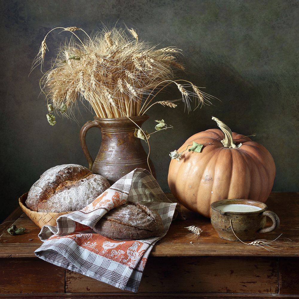 Хлеб с молоком.