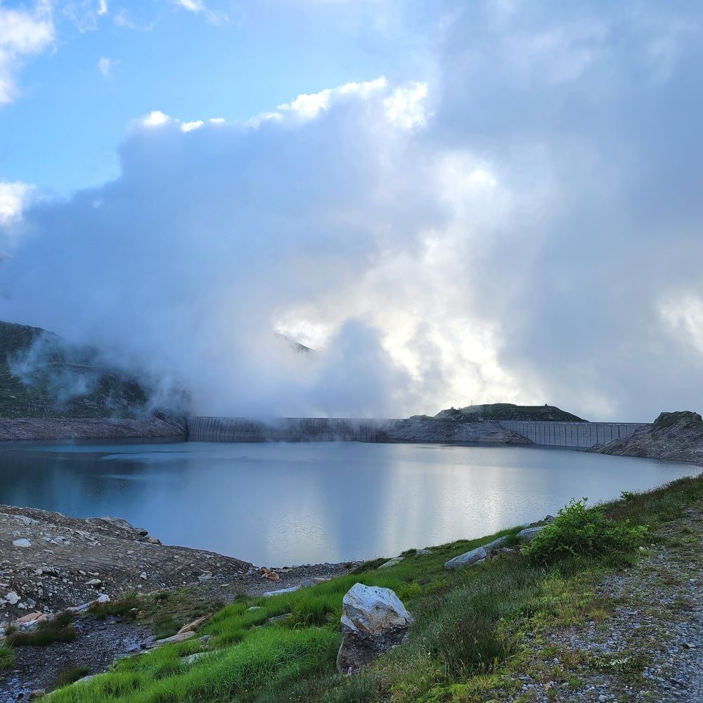 Lago di Naret, Ticino, Svizzera