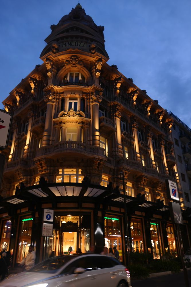 Palazzo Mincuzzi, Via Sparano Bari