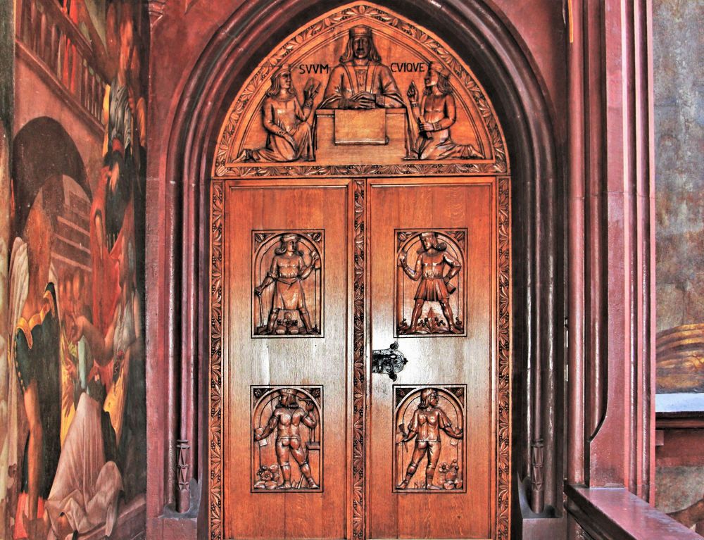 Интерьеры Ратуши города Базеля