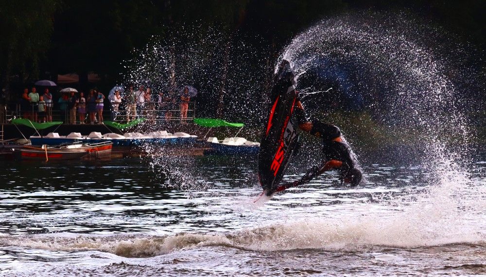 сальто над водой