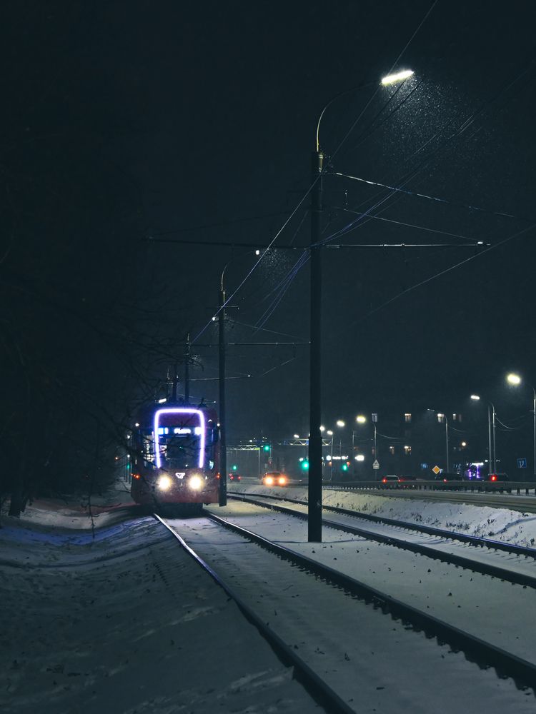 The first snowstorm in a small town in the north