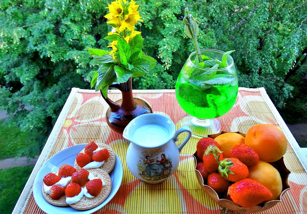 Завтрак на лоджии