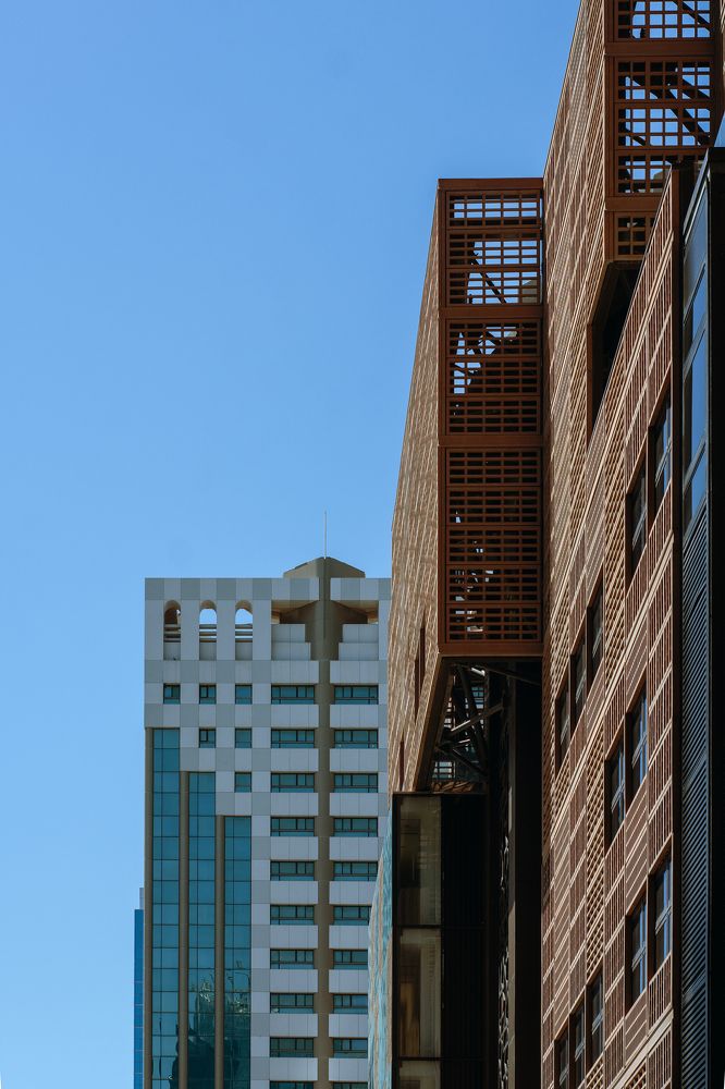 "Стеклянный мир"