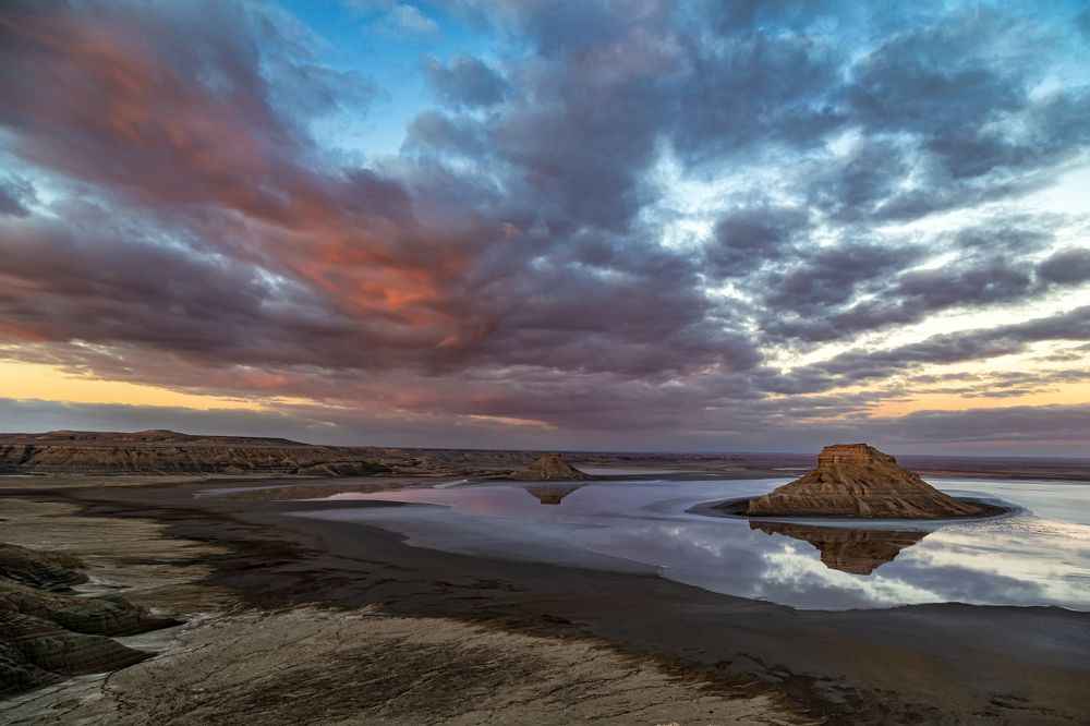 Фотография автора Евгений Бондарь