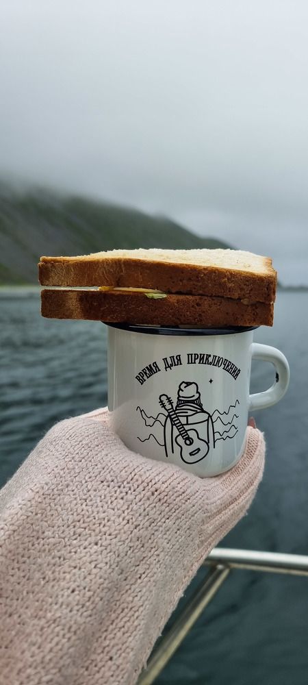 Завтрак в Охотском море