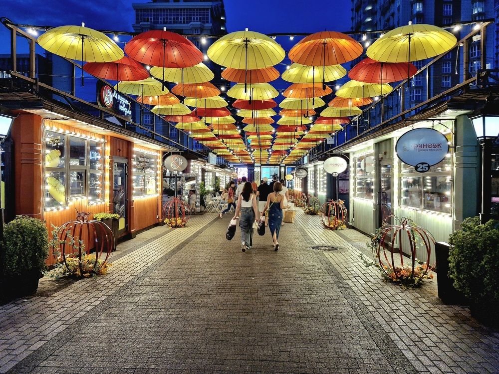 Улица фонарей