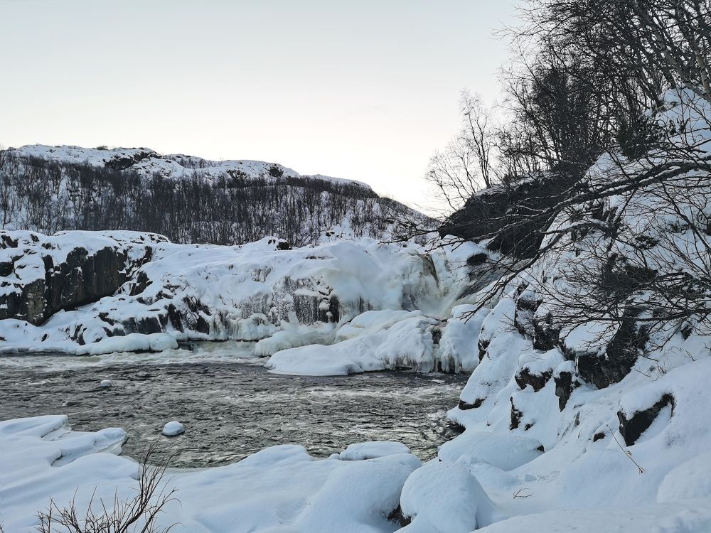 Зимний водопад