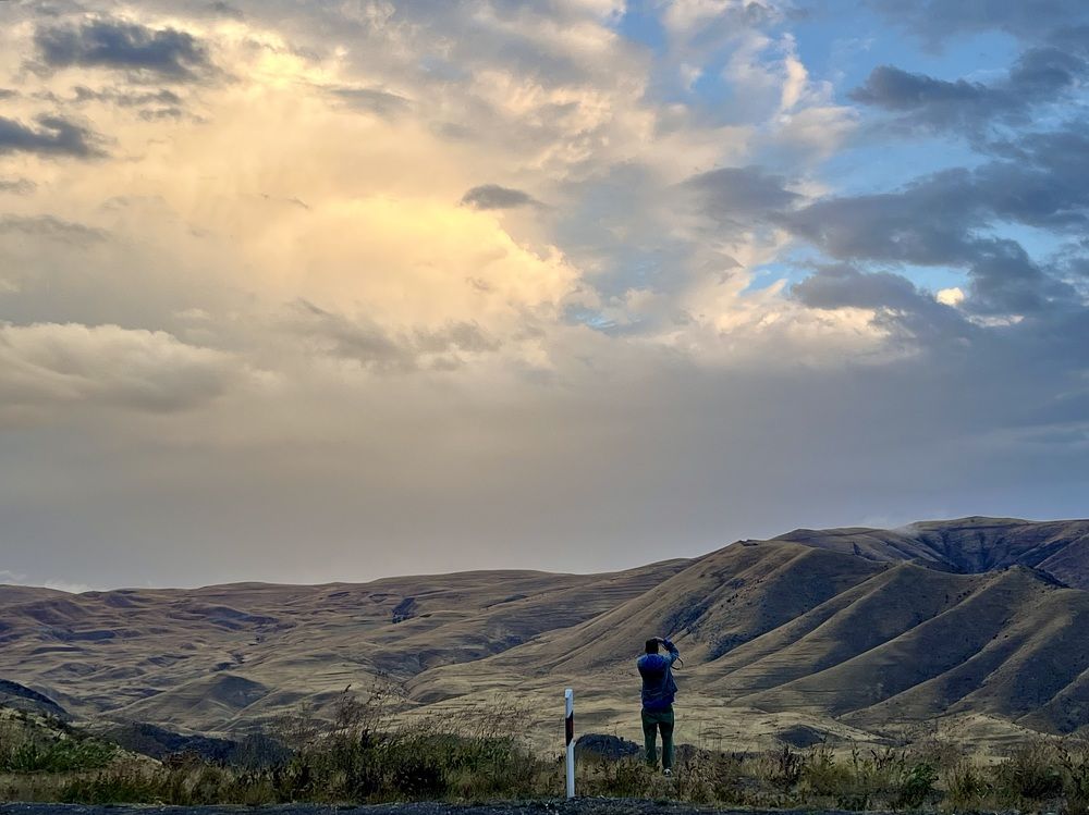 Солнце над твоей головой