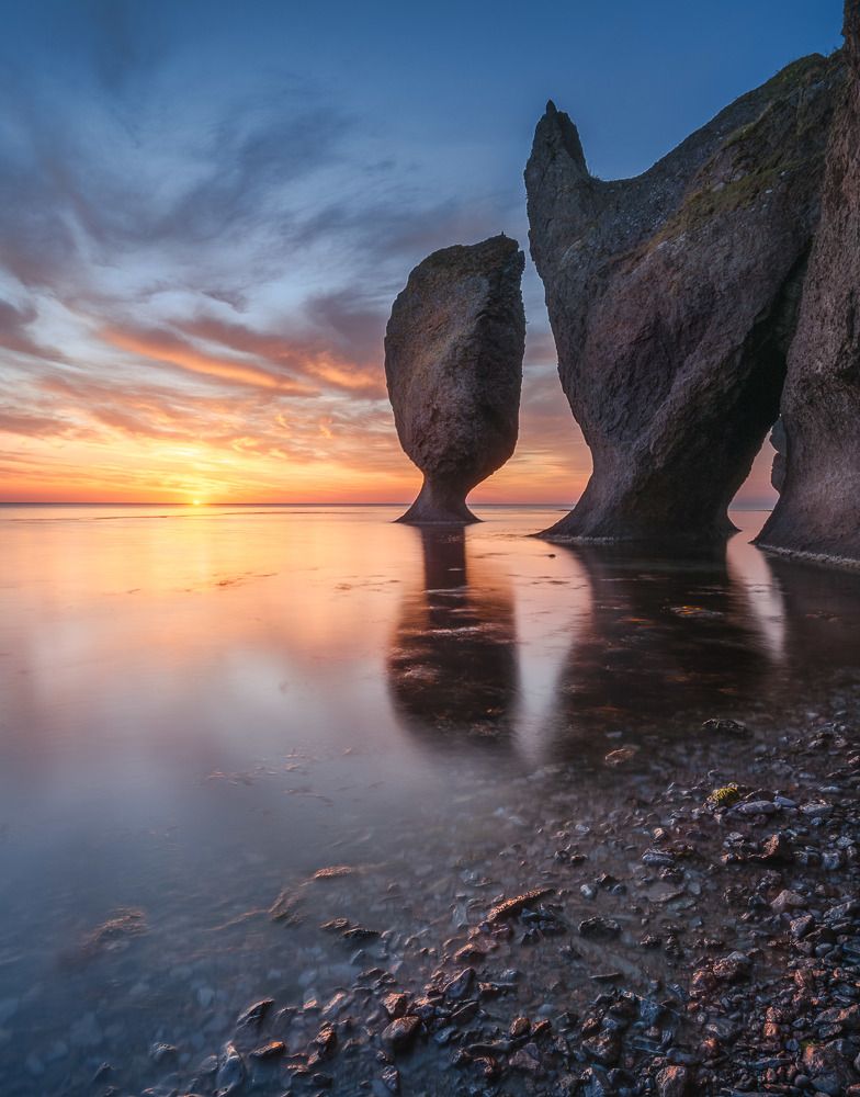 Утренняя заря в бухте Дубовой...