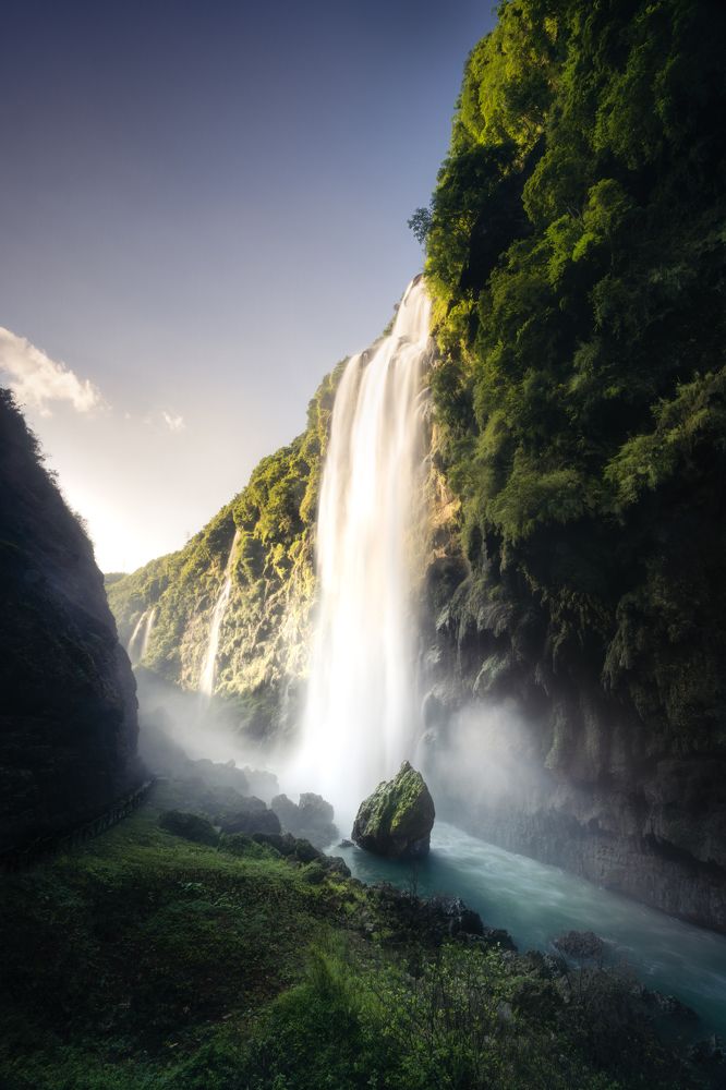 Photograph by HUANG JUNTING