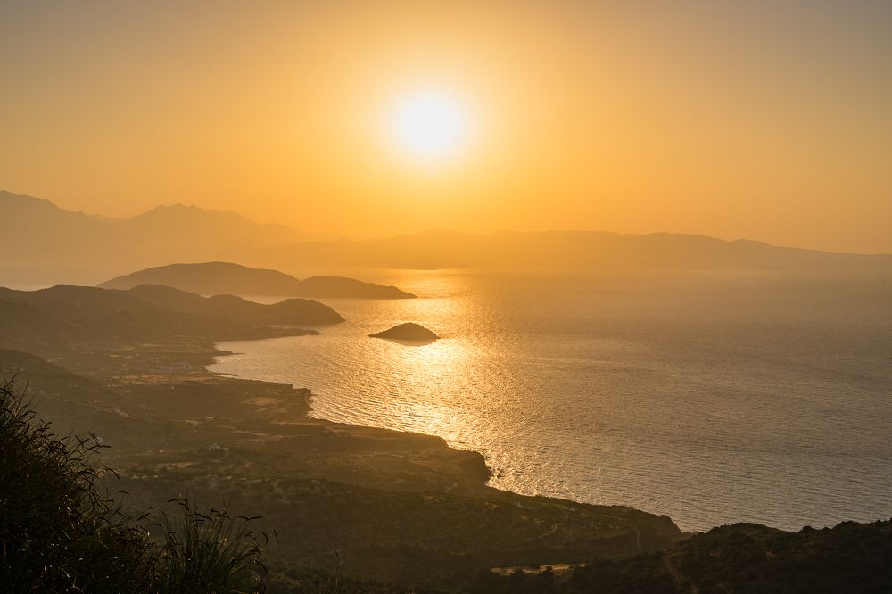 В оранжевых тонах