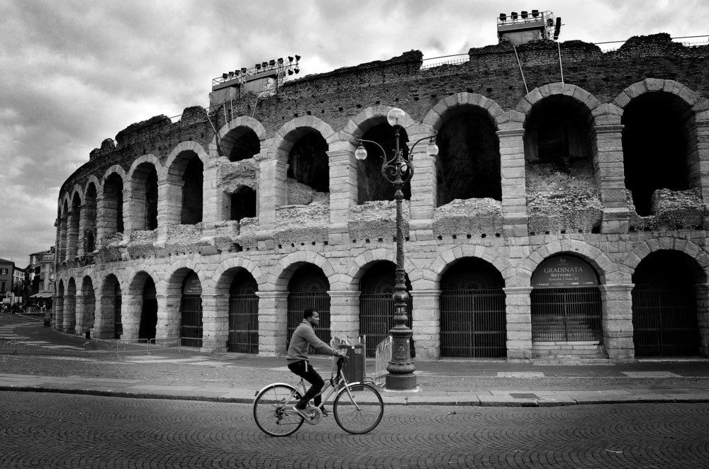 Coliseum the little.