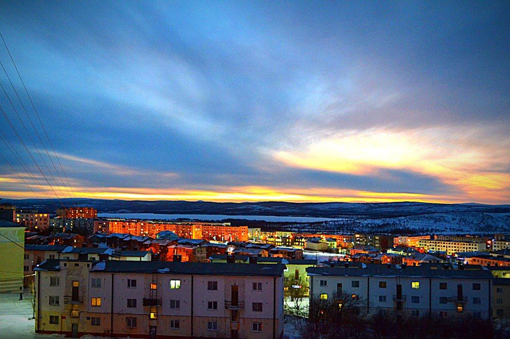 Красив наш Никель на закате дня!