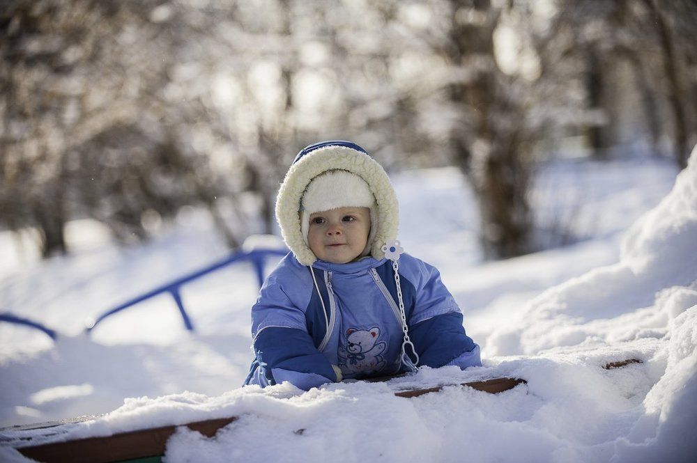 Много, много снега.