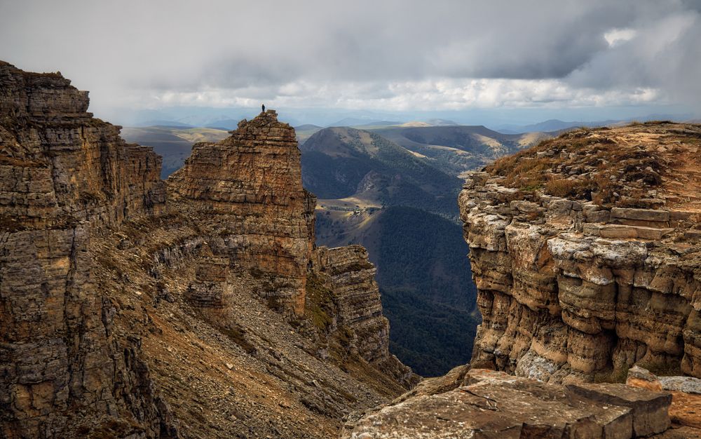 Кавказ подо мною