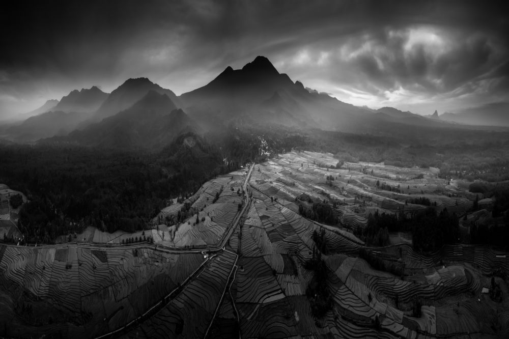 Photograph by  rahmad himawan