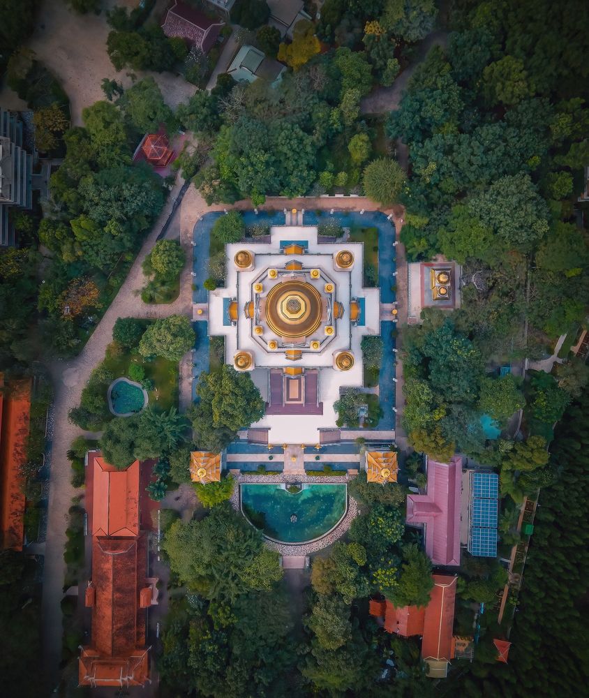 Photograph by Chau Nguyen