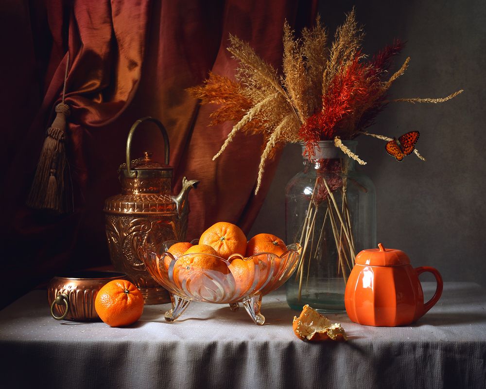 Мандарины и сухоцветы