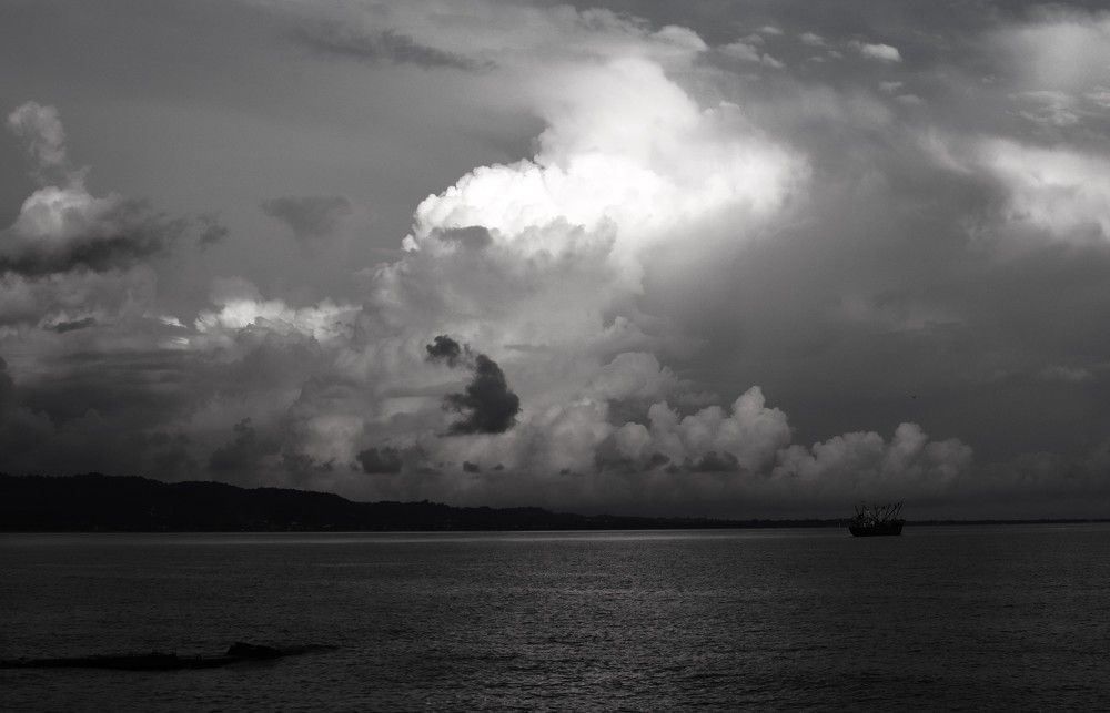 Облака над Черным морем