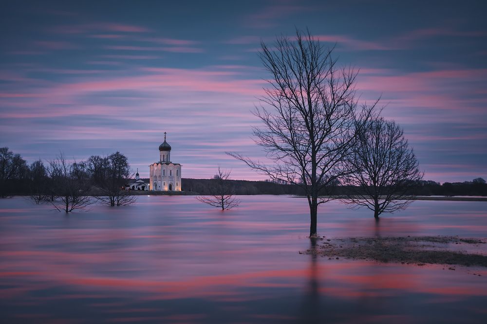 Photograph by Valeriy Sheykin