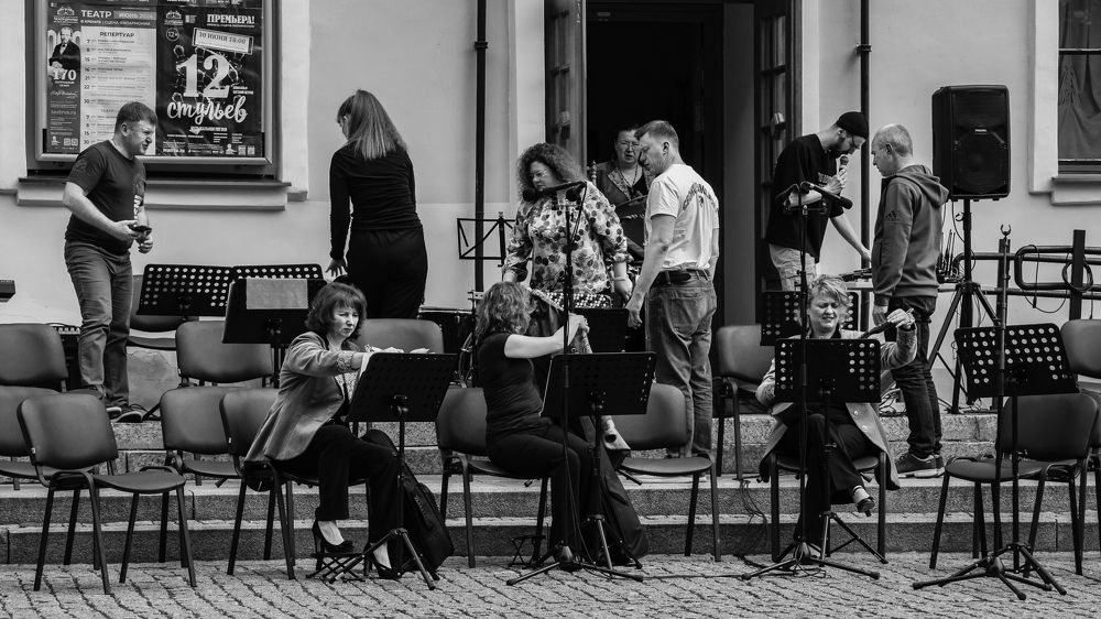 Перед  репетицией