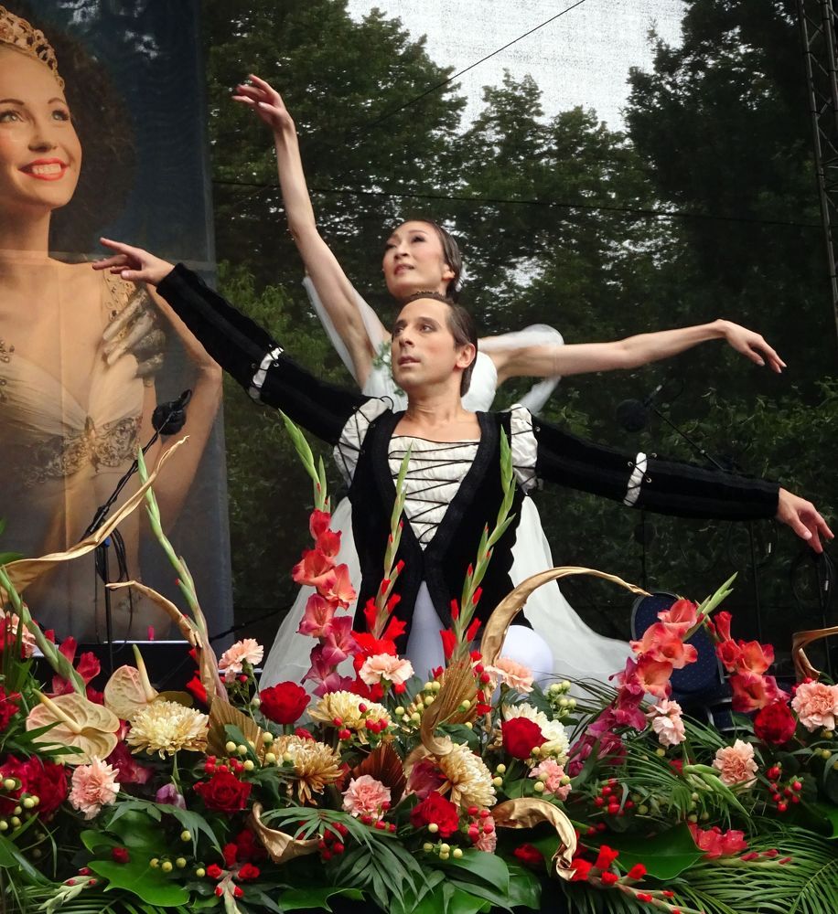 На летней сцене