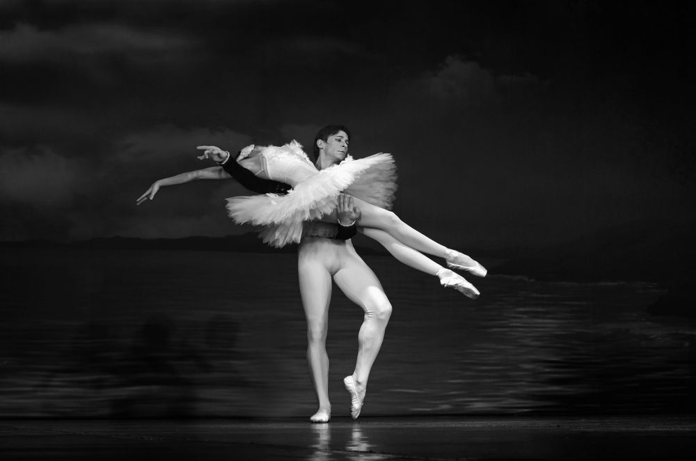 Балет ЛЕБЕДИНОЕ ОЗЕРО.