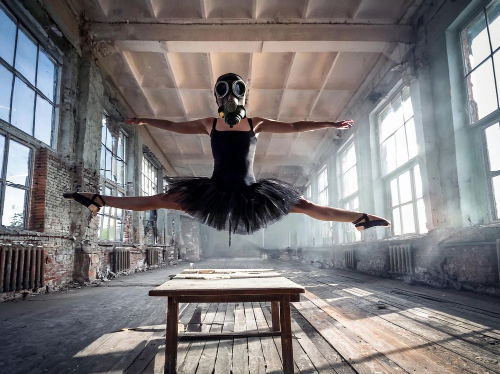 Photograph by DAN CIUPUREANU