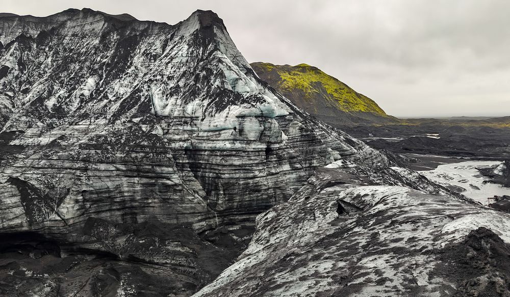 Photograph by Grădinaru Catalin