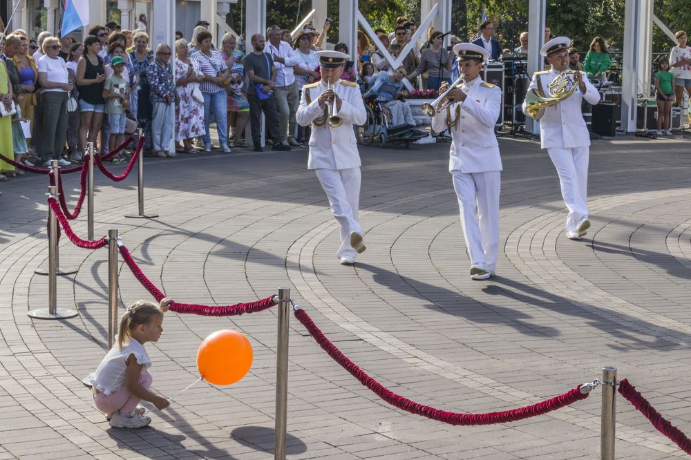 Photograph by Sergey Paramonov