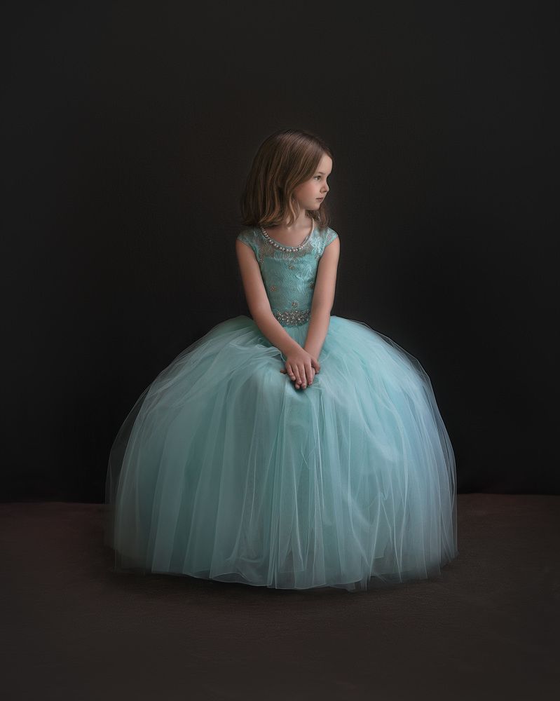 Photograph by LYUDMYLA POKRYSHEN