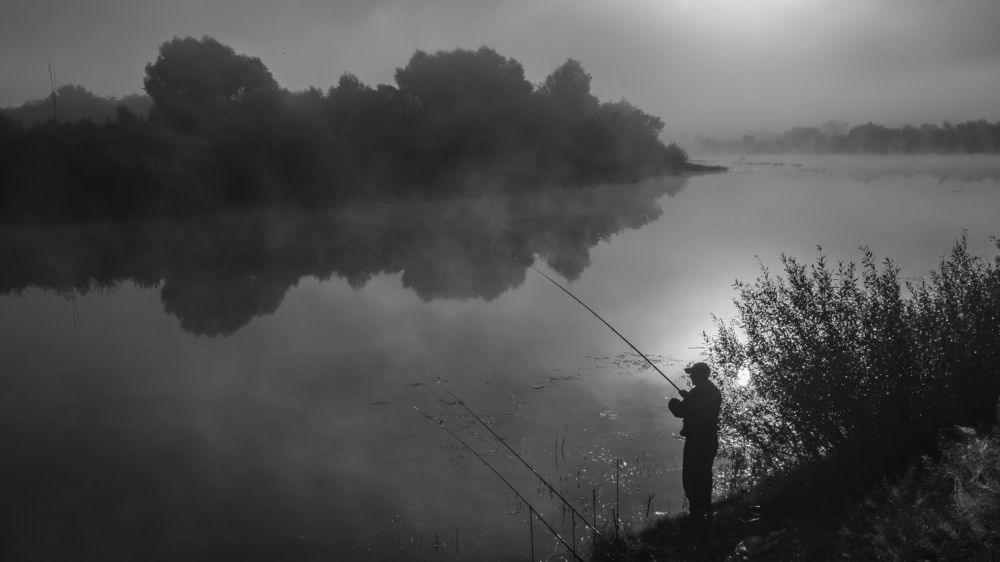 Туман на воде