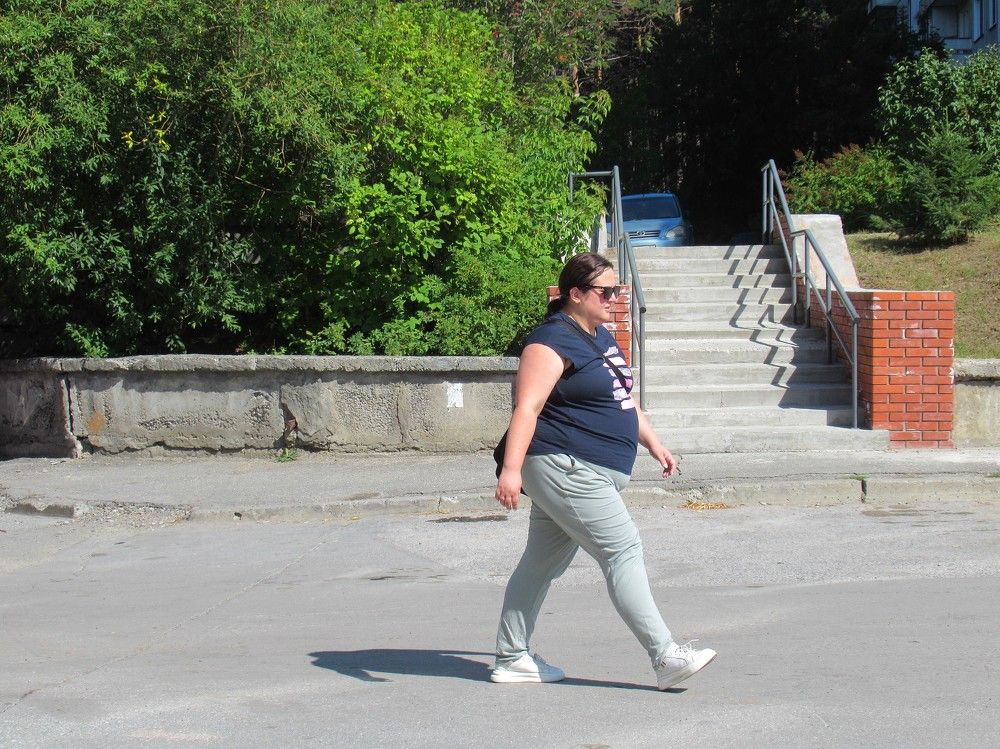 Девушки бывают разные