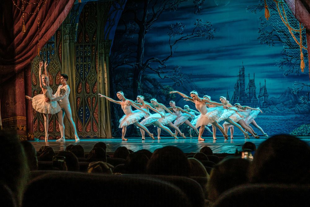 Балет "Лебединое озеро"