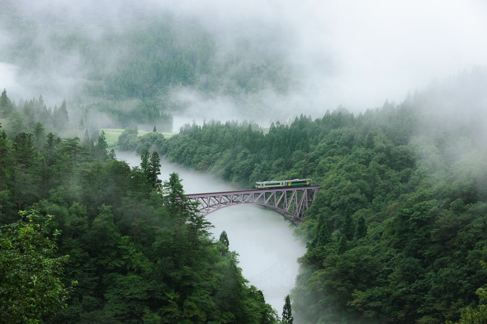 Photograph by LE HUY HUNG