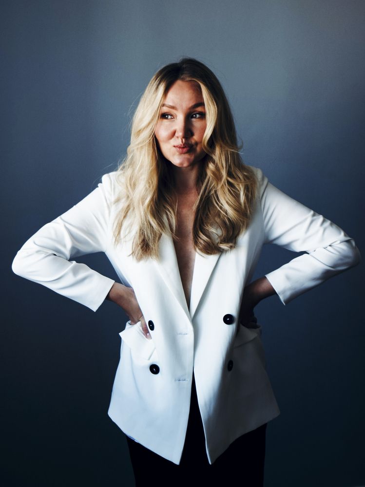 Фотография автора Елена Коробкова