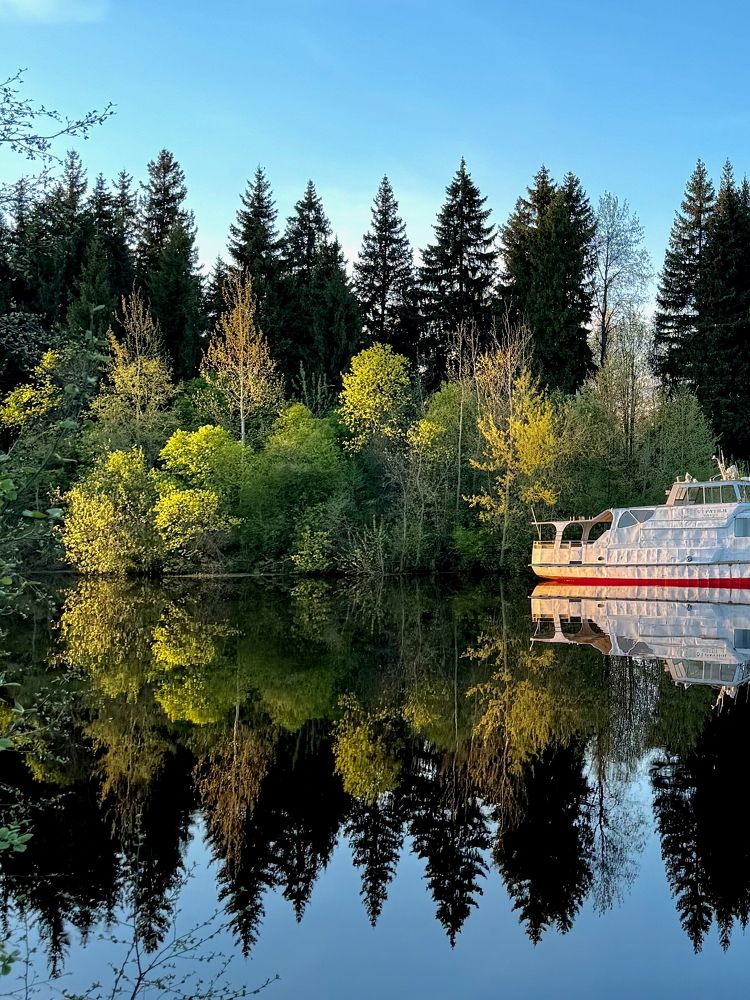 Photograph by Bobro Foto