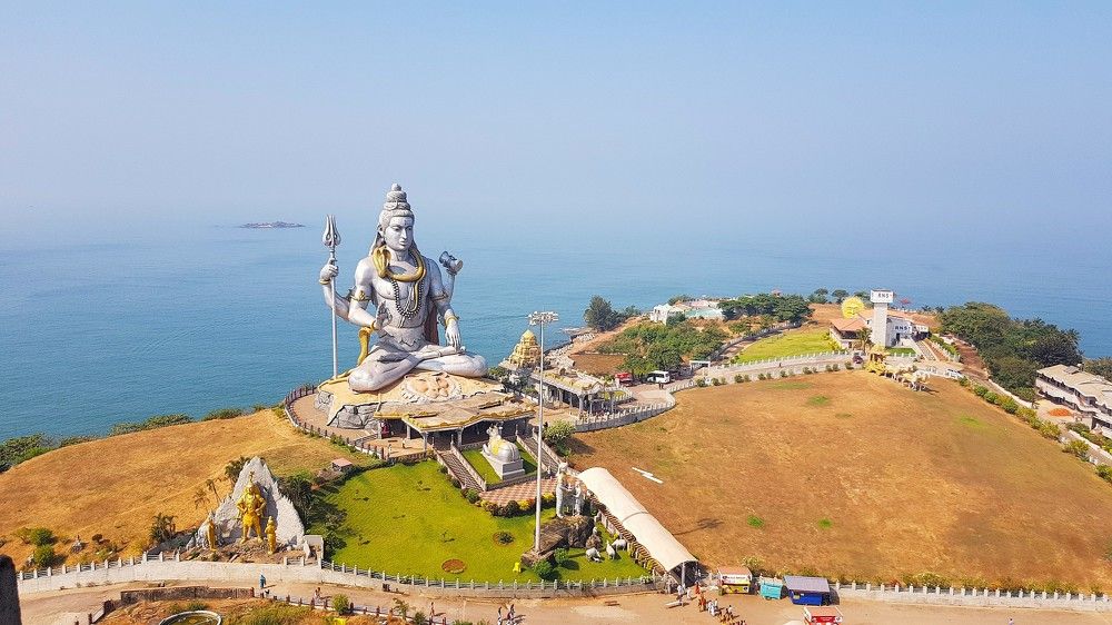 Фотография автора Максим Грибанов